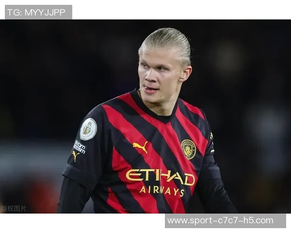 英超评分榜揭晓哈兰德以790分领跑扎卡紧随其后表现出色